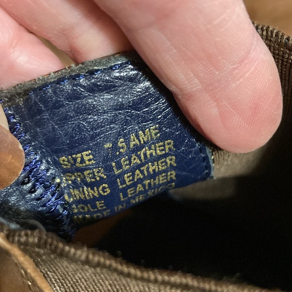 DW Goodyear Welt leather booties size 7.5 - Picture 6 of 13